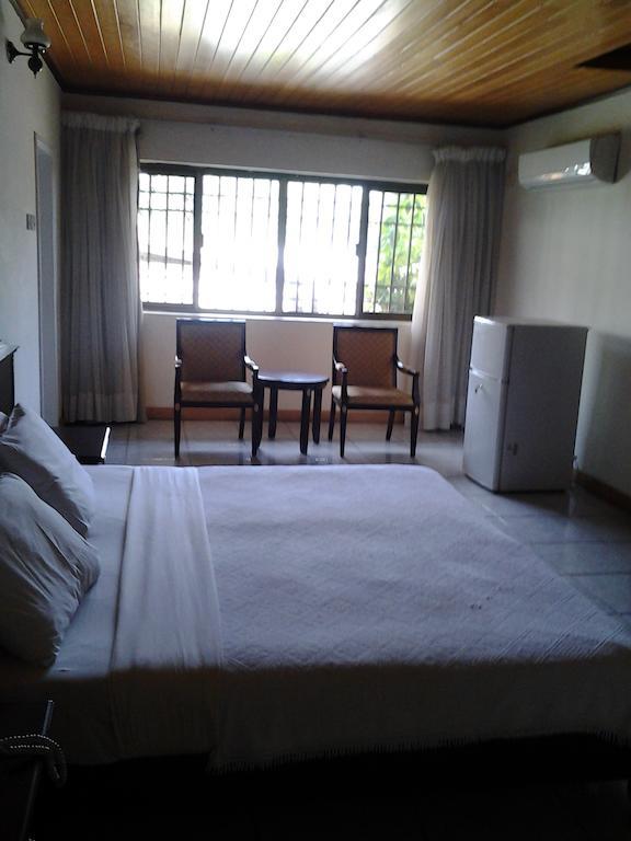 Hotel Georgia Accra Bagian luar foto