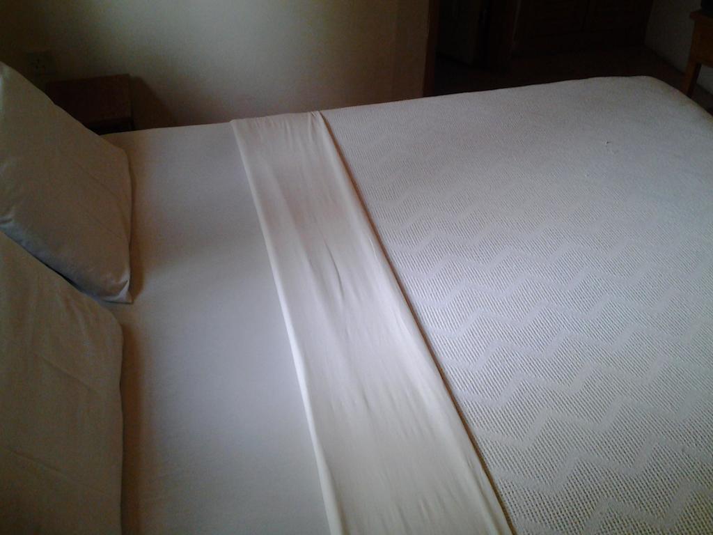 Hotel Georgia Accra Bagian luar foto