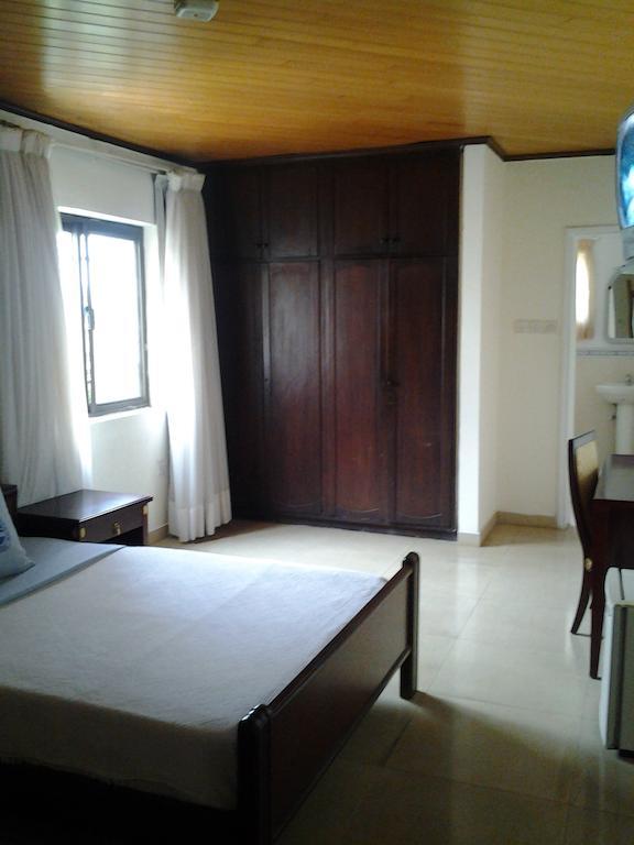 Hotel Georgia Accra Bagian luar foto