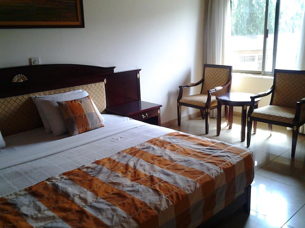 Hotel Georgia Accra Bagian luar foto
