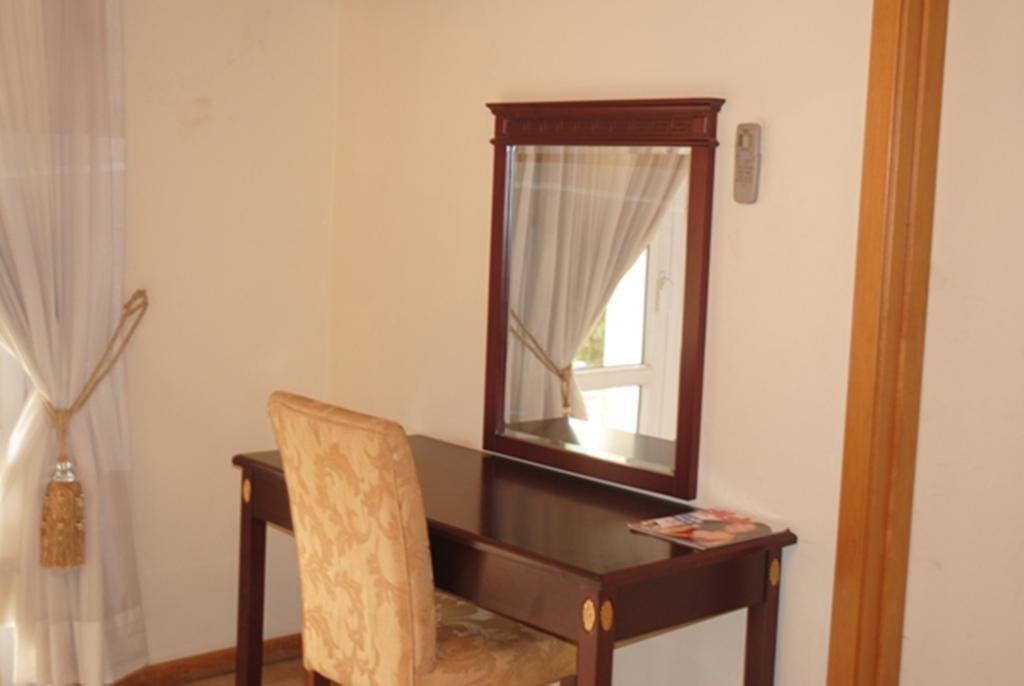 Hotel Georgia Accra Bagian luar foto